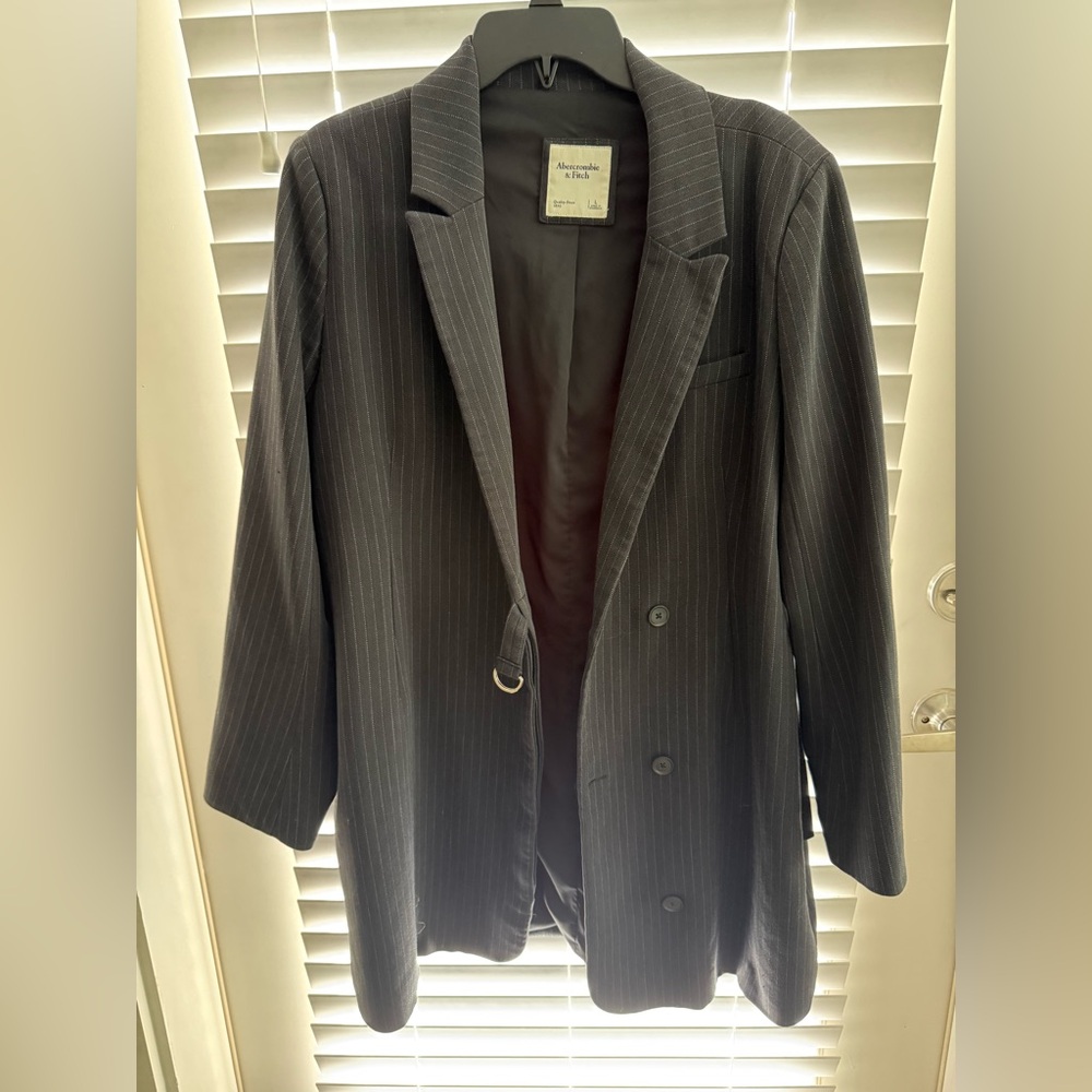 Abercrombie & Fitch Charcoal Pinstripe Blazer